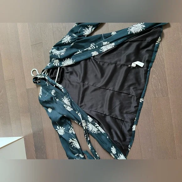 Capulet Navy Silk Leaf Pattern Jacket - Picture 9 of 10